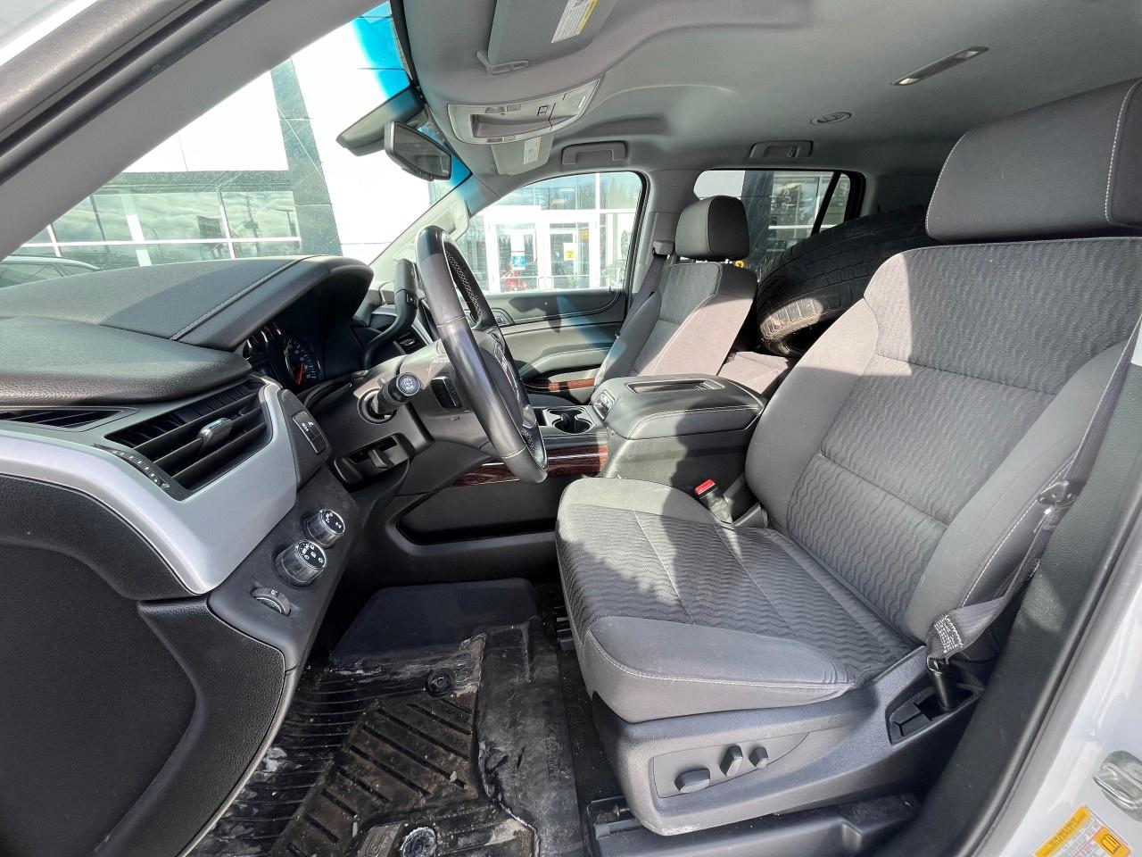 2017 GMC Yukon 4WD 4dr SLE Photo