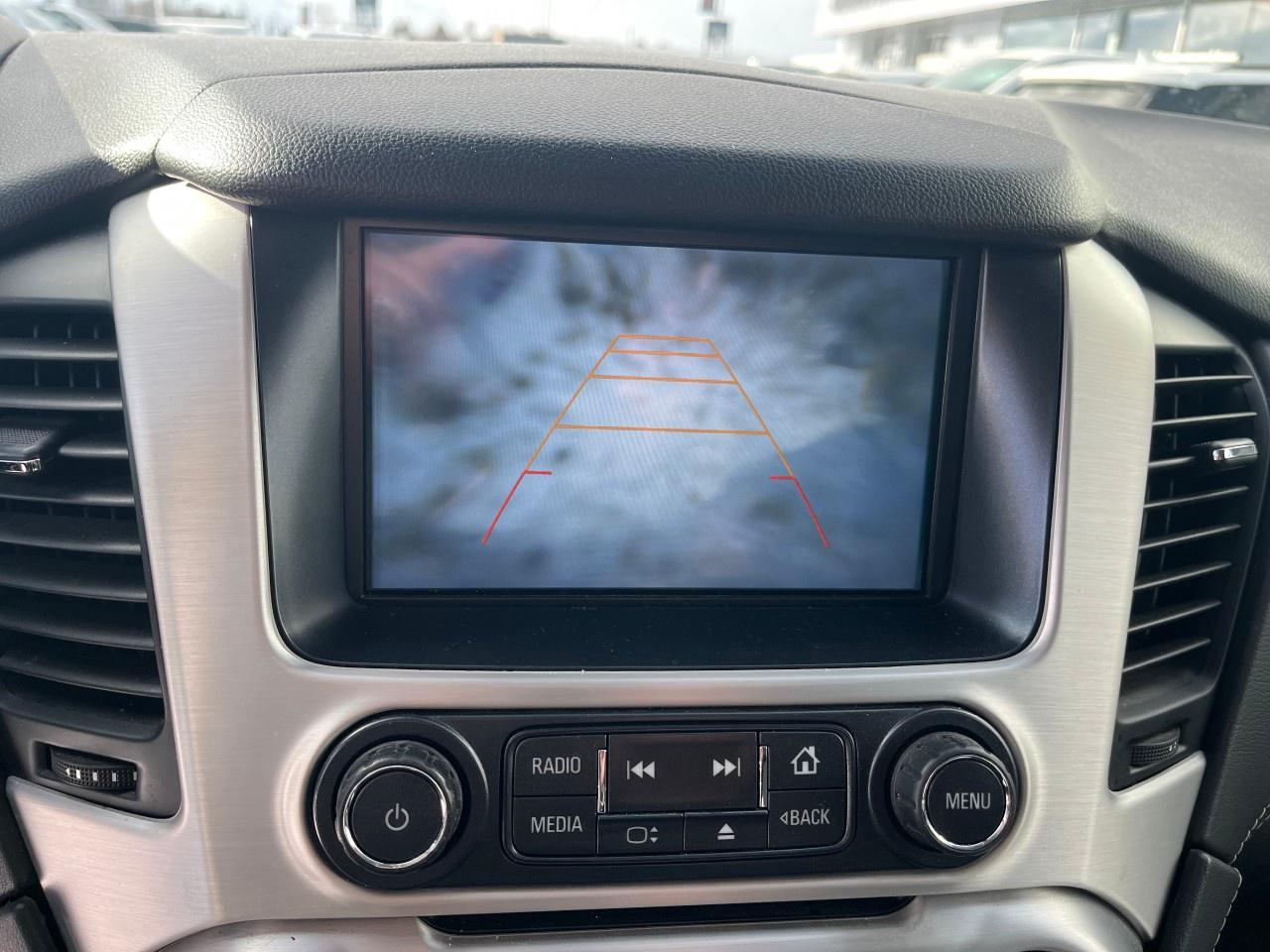 2017 GMC Yukon 4WD 4dr SLE Photo