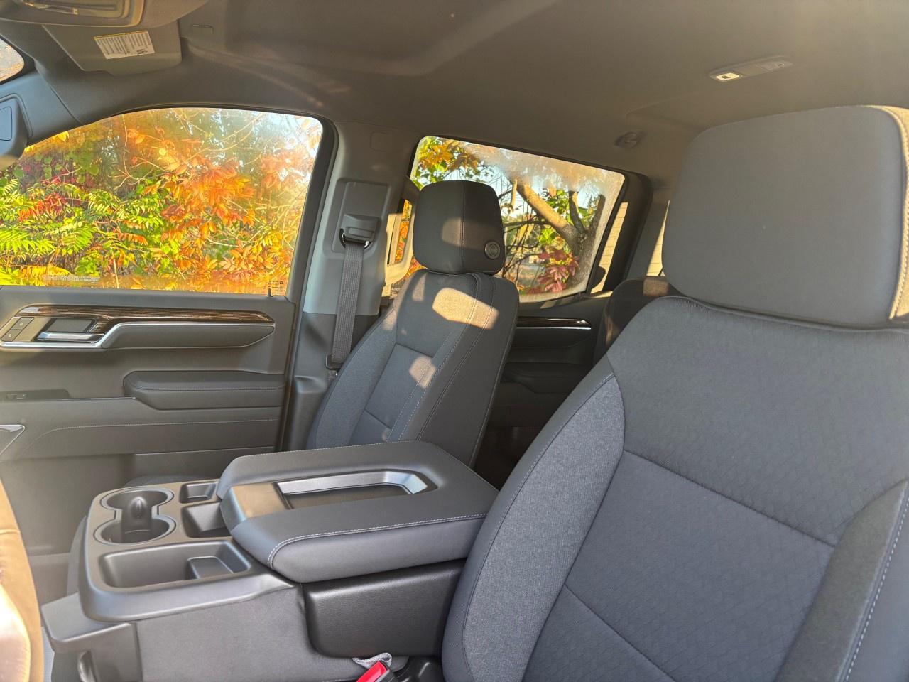 2026 GMC Sierra 1500 Crew Cab Short Box 4-Wheel Drive Elevation Photo4