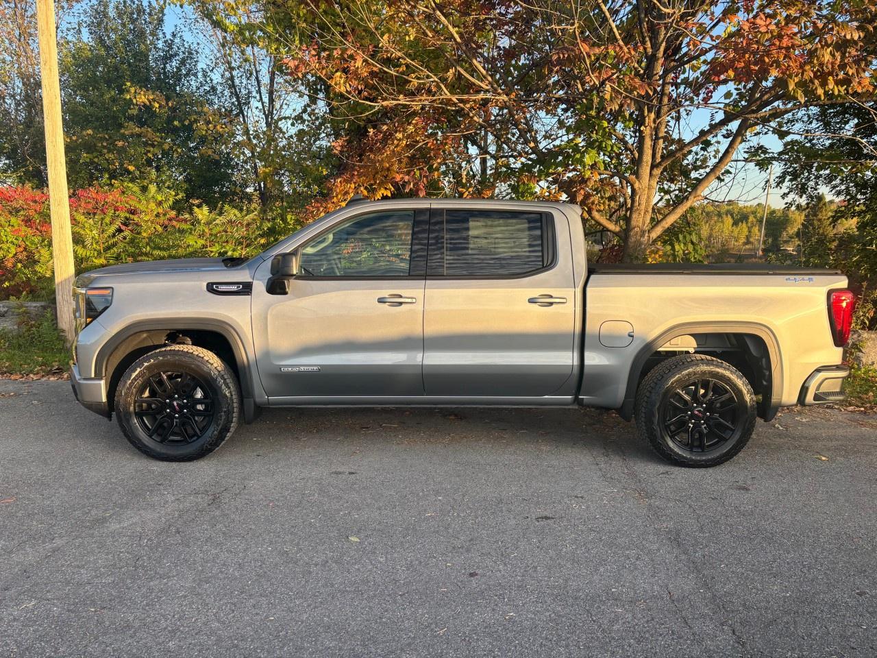 2026 GMC Sierra 1500 Crew Cab Short Box 4-Wheel Drive Elevation Photo