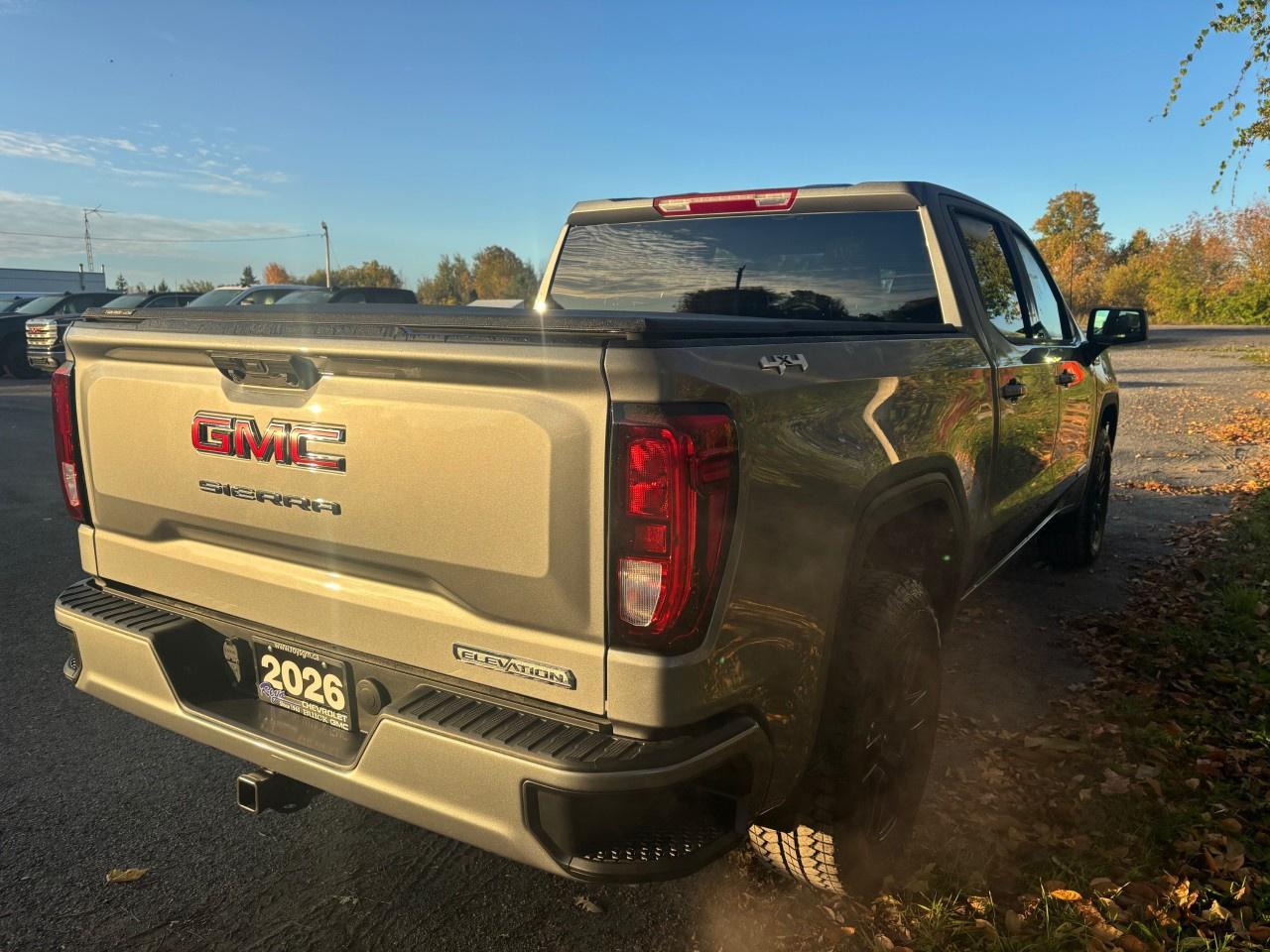 2026 GMC Sierra 1500 Crew Cab Short Box 4-Wheel Drive Elevation Photo