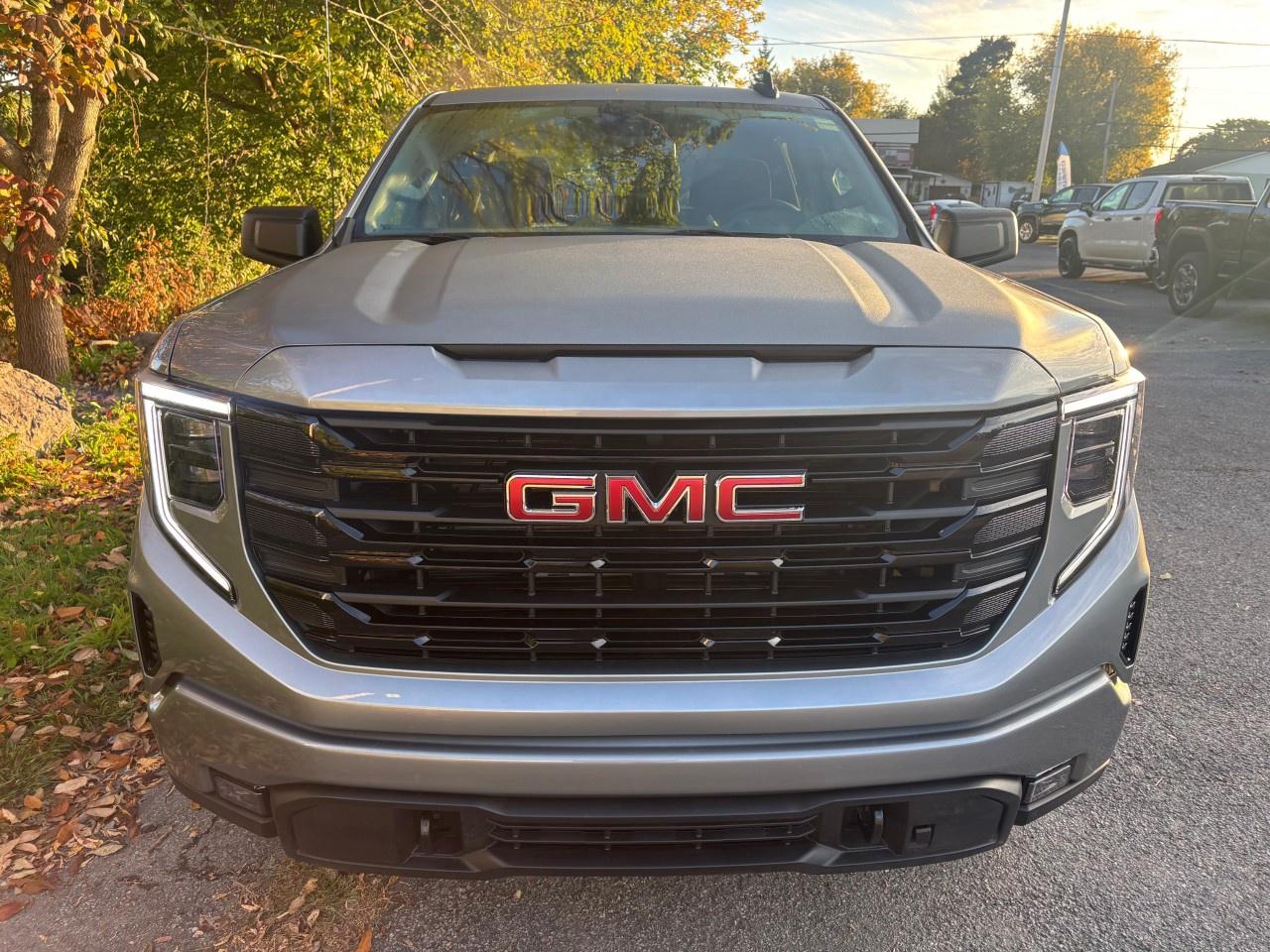 2026 GMC Sierra 1500 Crew Cab Short Box 4-Wheel Drive Elevation Photo