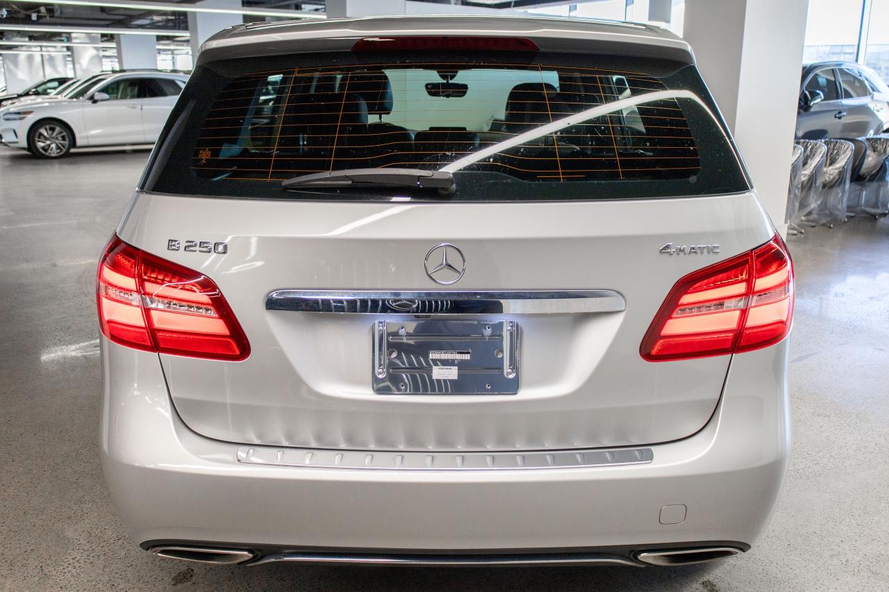 2016 Mercedes-Benz B-Class 4DR HB B 250 SPORTS TOURER 4MATIC Photo