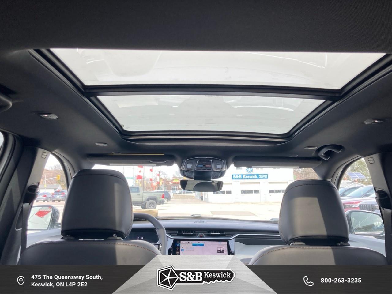 2026 Jeep Cherokee Laredo/Limited 4dr 4x4 Photo