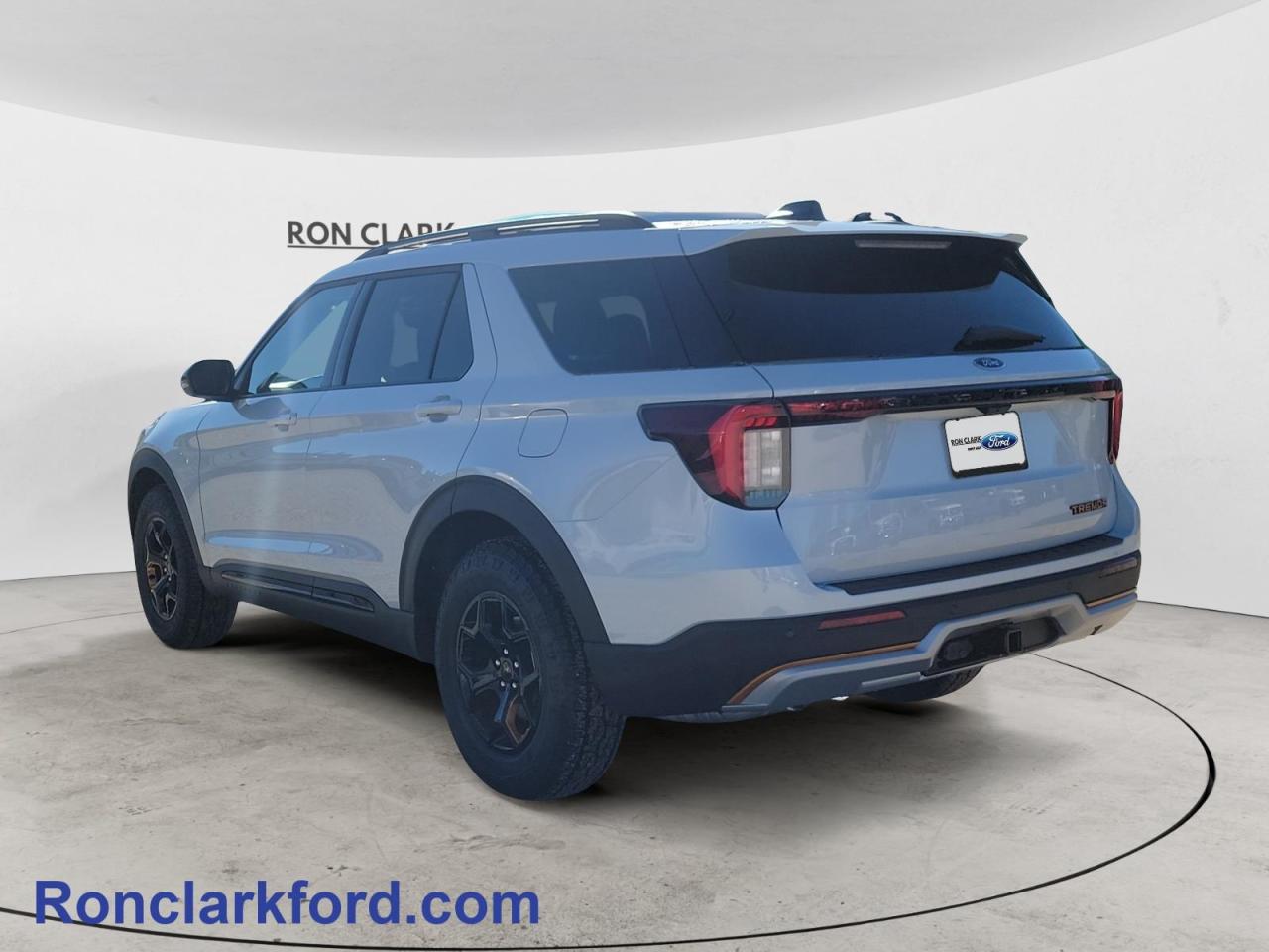 2026 Ford Explorer Tremor 4dr 4x4 Photo4