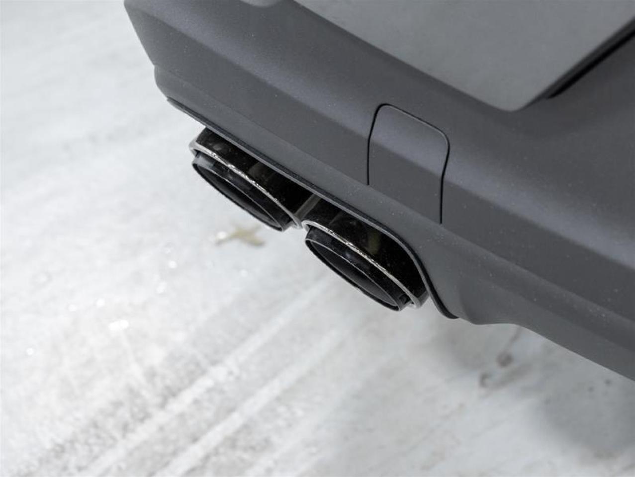 2025 Porsche Cayenne  Photo