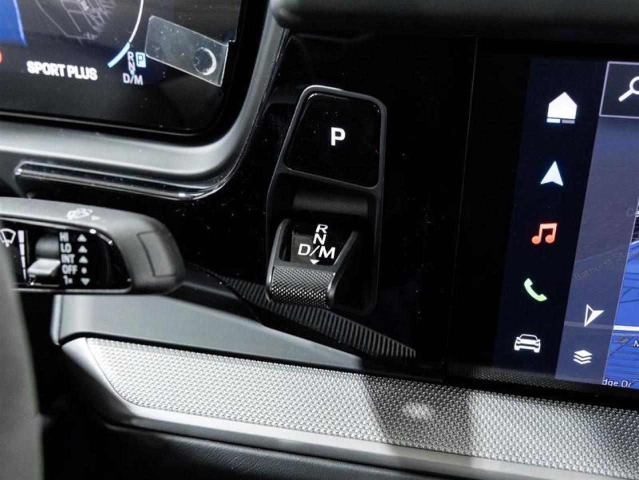 2025 Porsche Cayenne  Photo