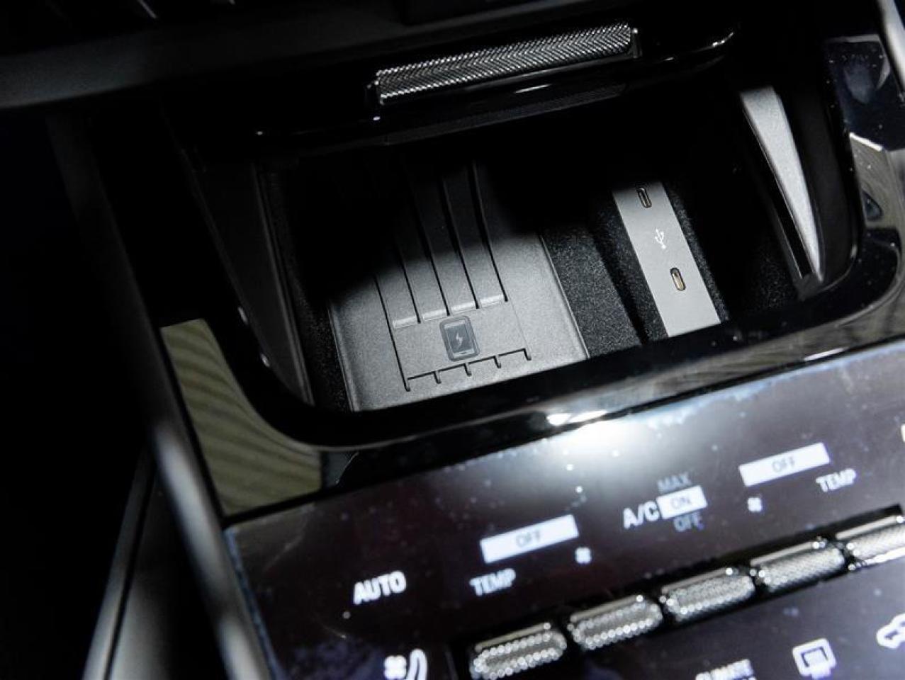 2025 Porsche Cayenne  Photo