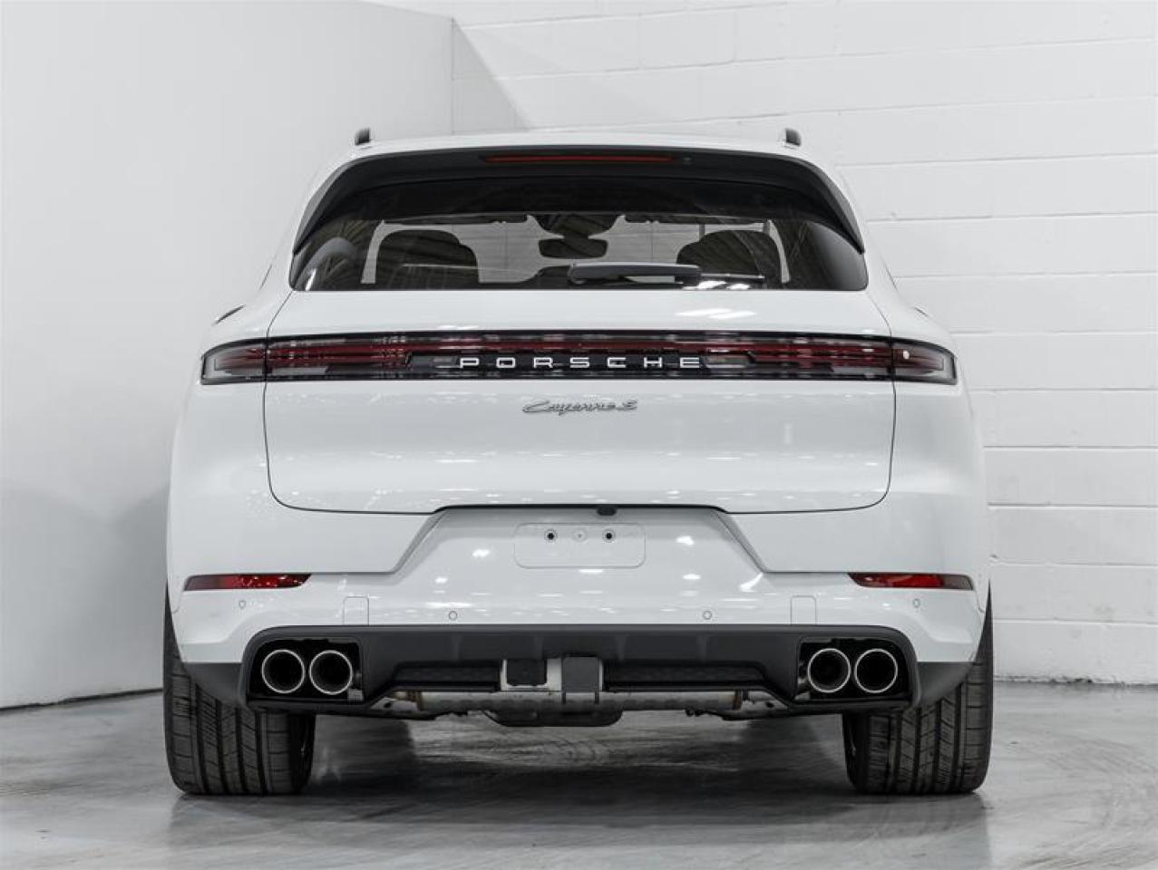 2025 Porsche Cayenne  Photo