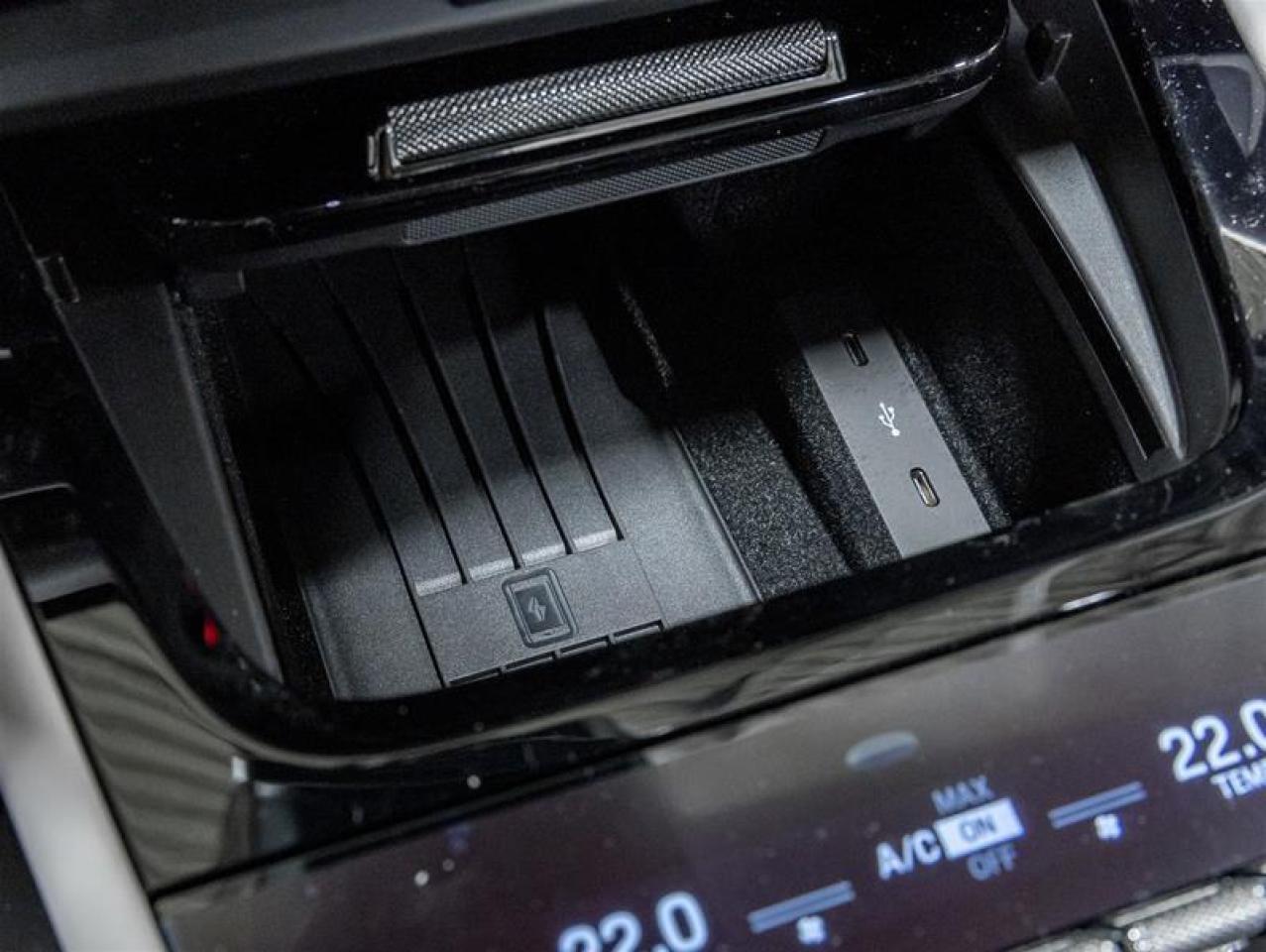 2025 Porsche Cayenne  Photo