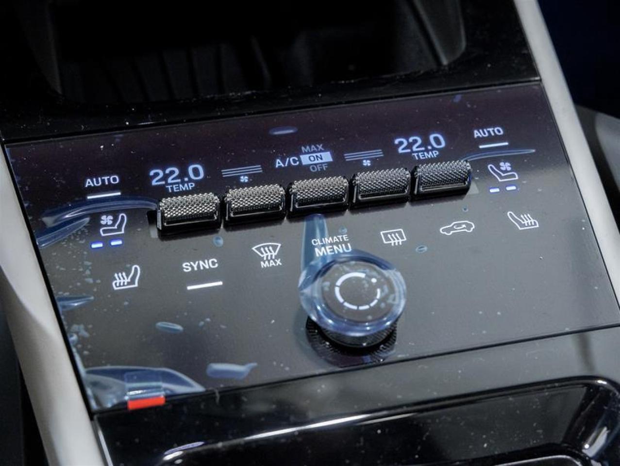 2025 Porsche Cayenne  Photo