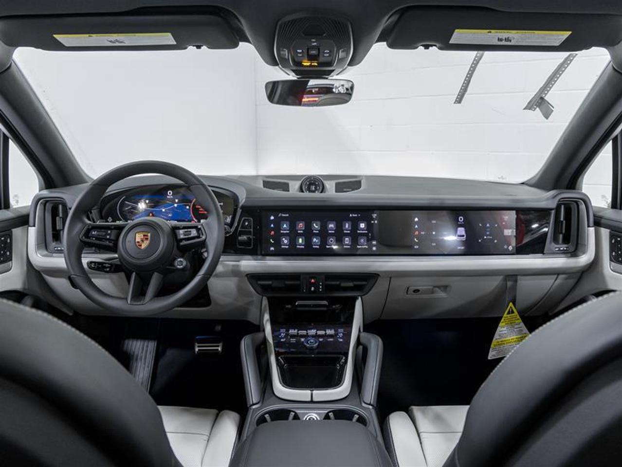 2025 Porsche Cayenne  Photo