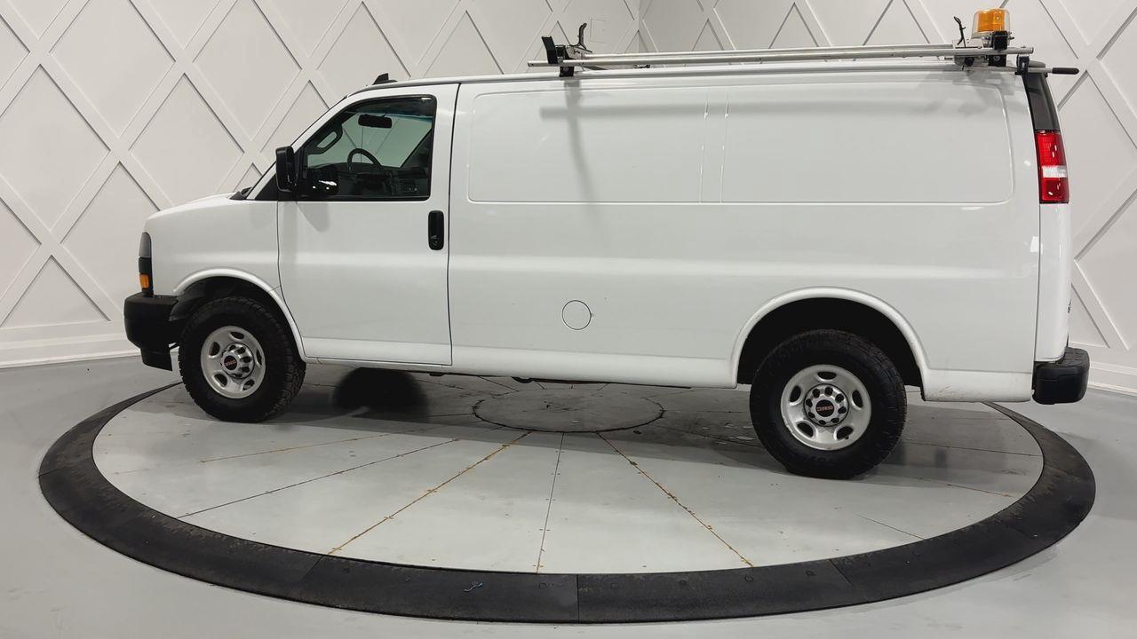 2020 GMC Savana 2500  Photo