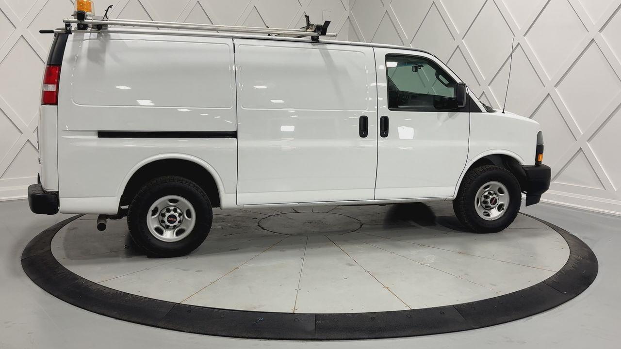 2020 GMC Savana 2500  Photo