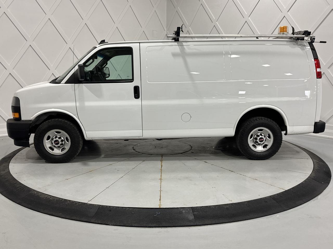 2020 GMC Savana 2500  Photo