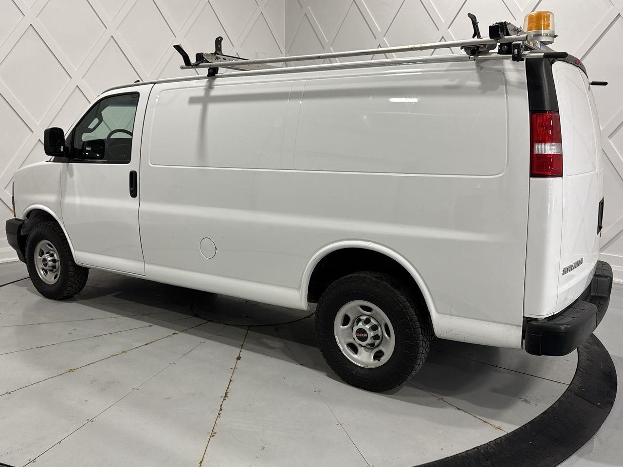 2020 GMC Savana 2500  Photo