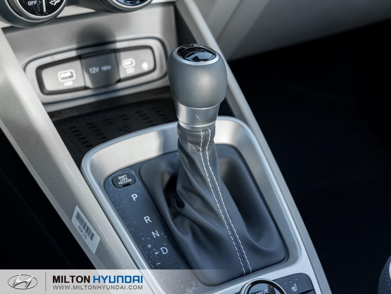 2026 Hyundai Venue Ultimate w/Denim Interior 4dr Front-Wheel Drive Photo