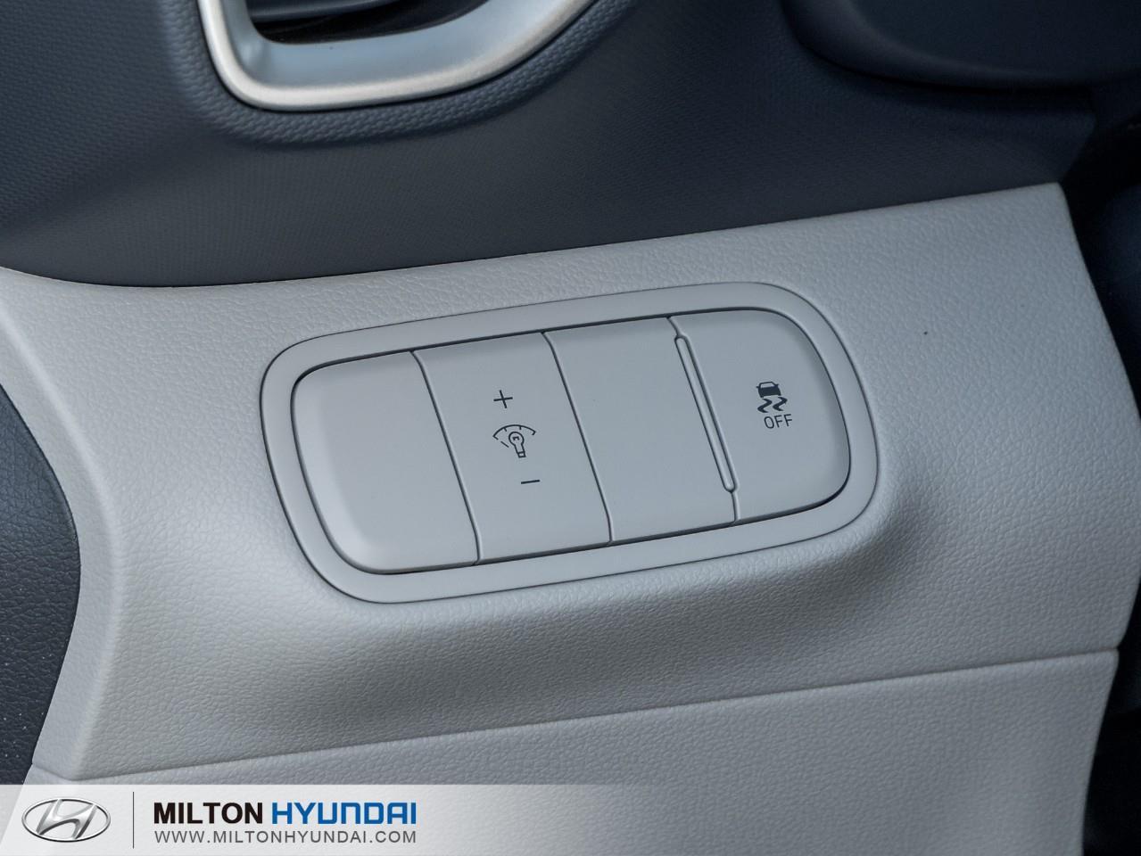 2026 Hyundai Venue Ultimate w/Denim Interior 4dr Front-Wheel Drive Photo