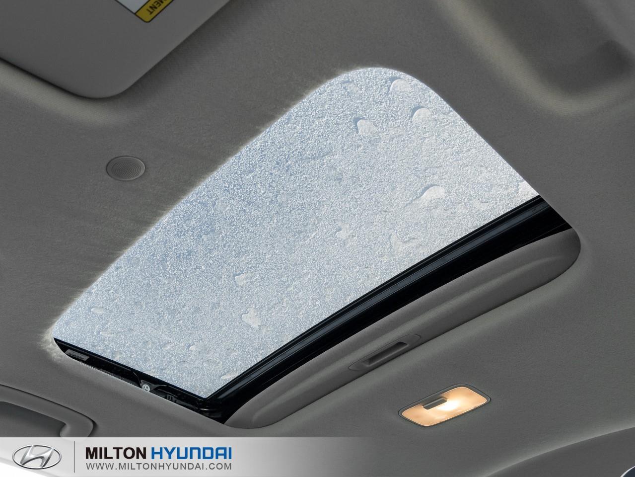 2026 Hyundai Venue Ultimate w/Denim Interior 4dr Front-Wheel Drive Photo