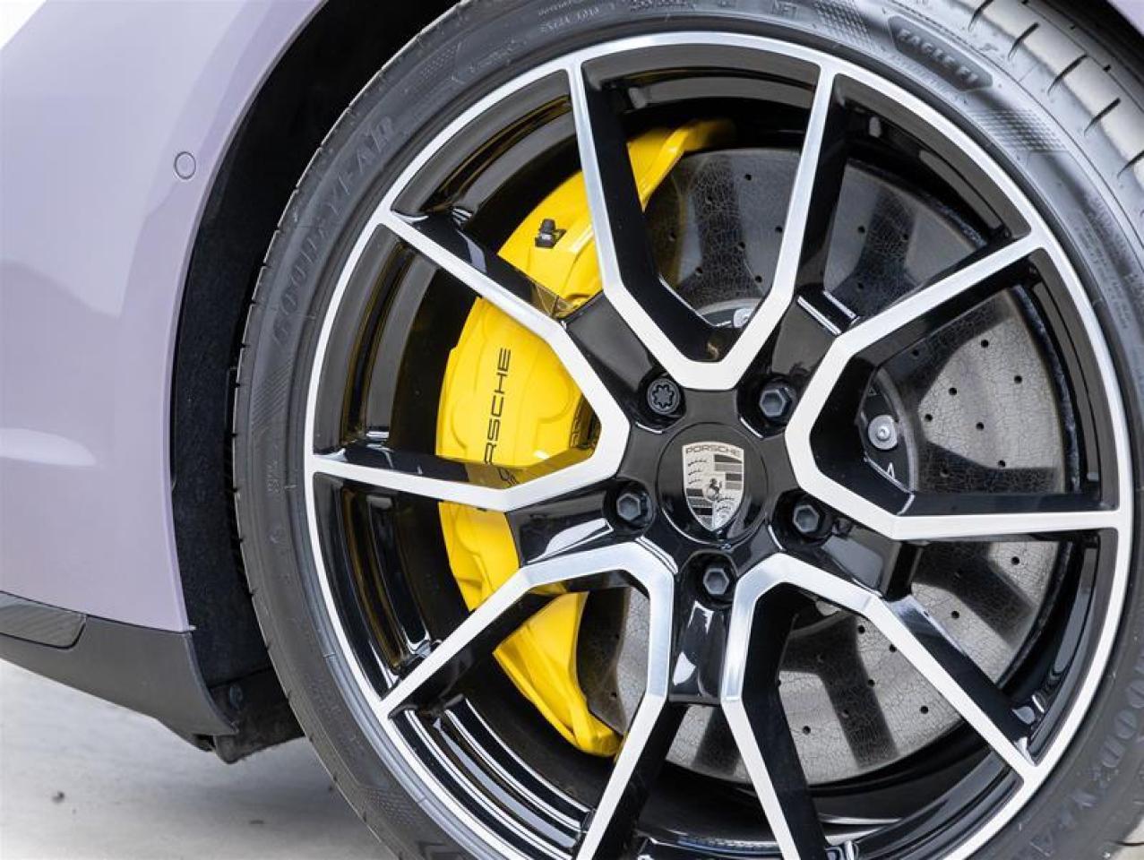 2025 Porsche Taycan  Photo