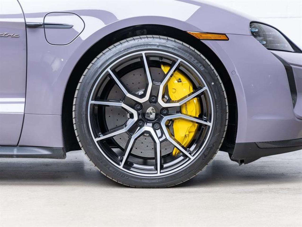 2025 Porsche Taycan  Photo