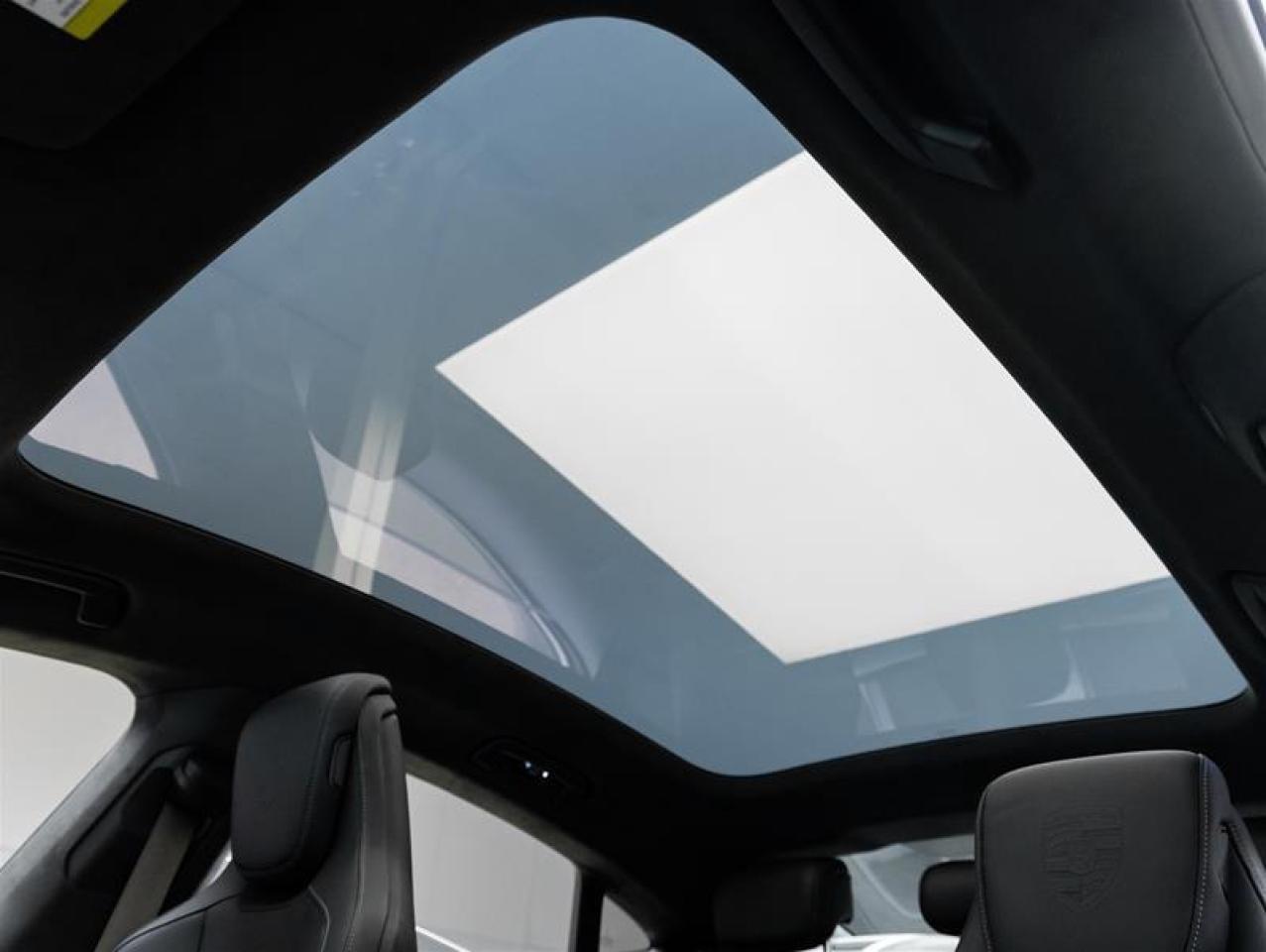 2025 Porsche Taycan  Photo