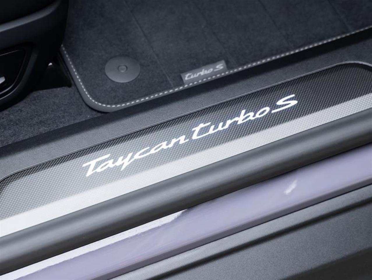 2025 Porsche Taycan  Photo