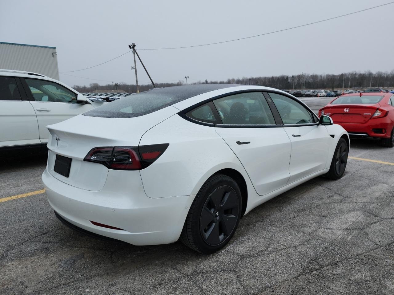 2022 Tesla Model 3 LFP I OVER 100 TESLAS I EVSUPERSTORE.CA Photo