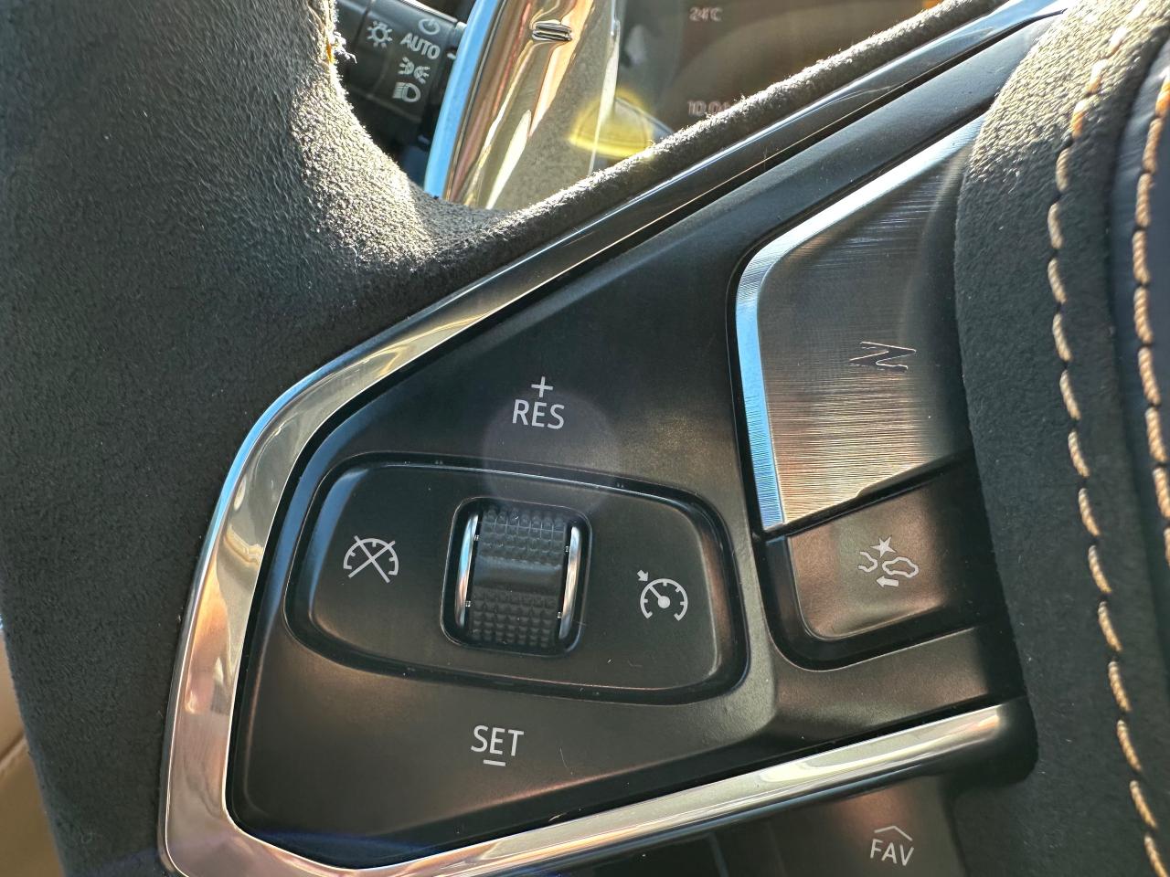 2026 Chevrolet Corvette Stingray w/2LT 2dr Convertible Photo