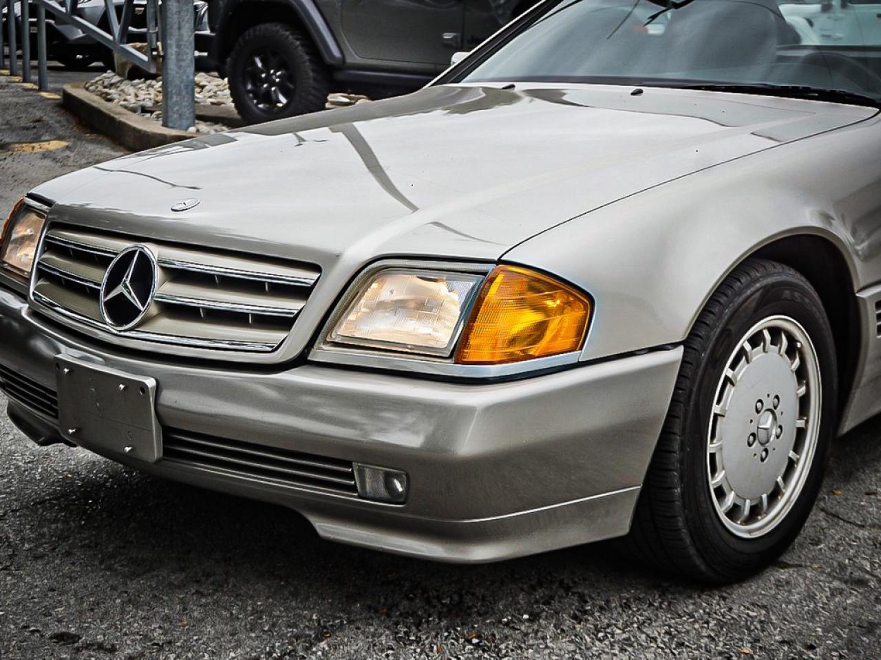 1991 Mercedes-Benz 300 Series  Photo3