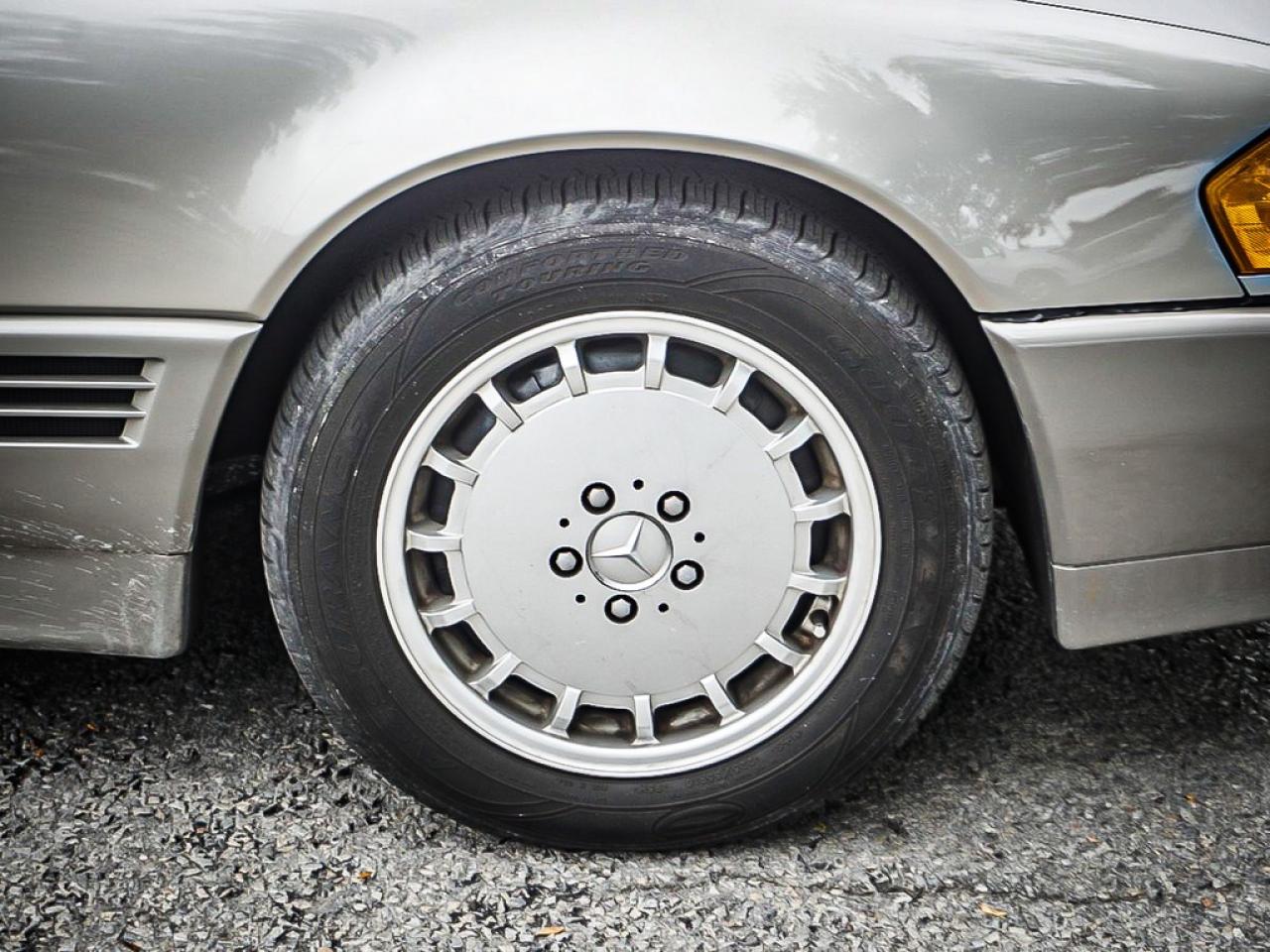 1991 Mercedes-Benz 300 Series  Photo