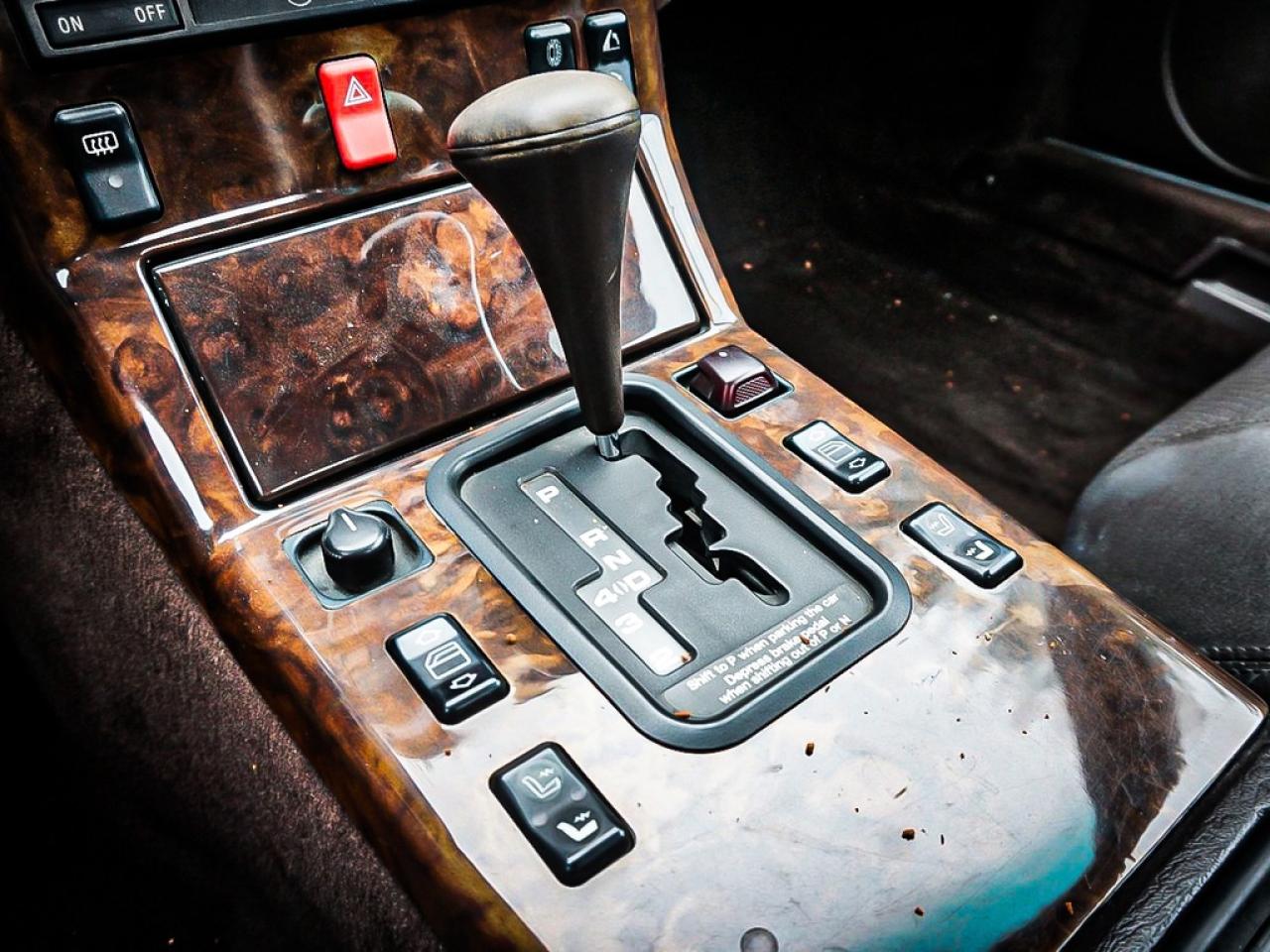 1991 Mercedes-Benz 300 Series  Photo