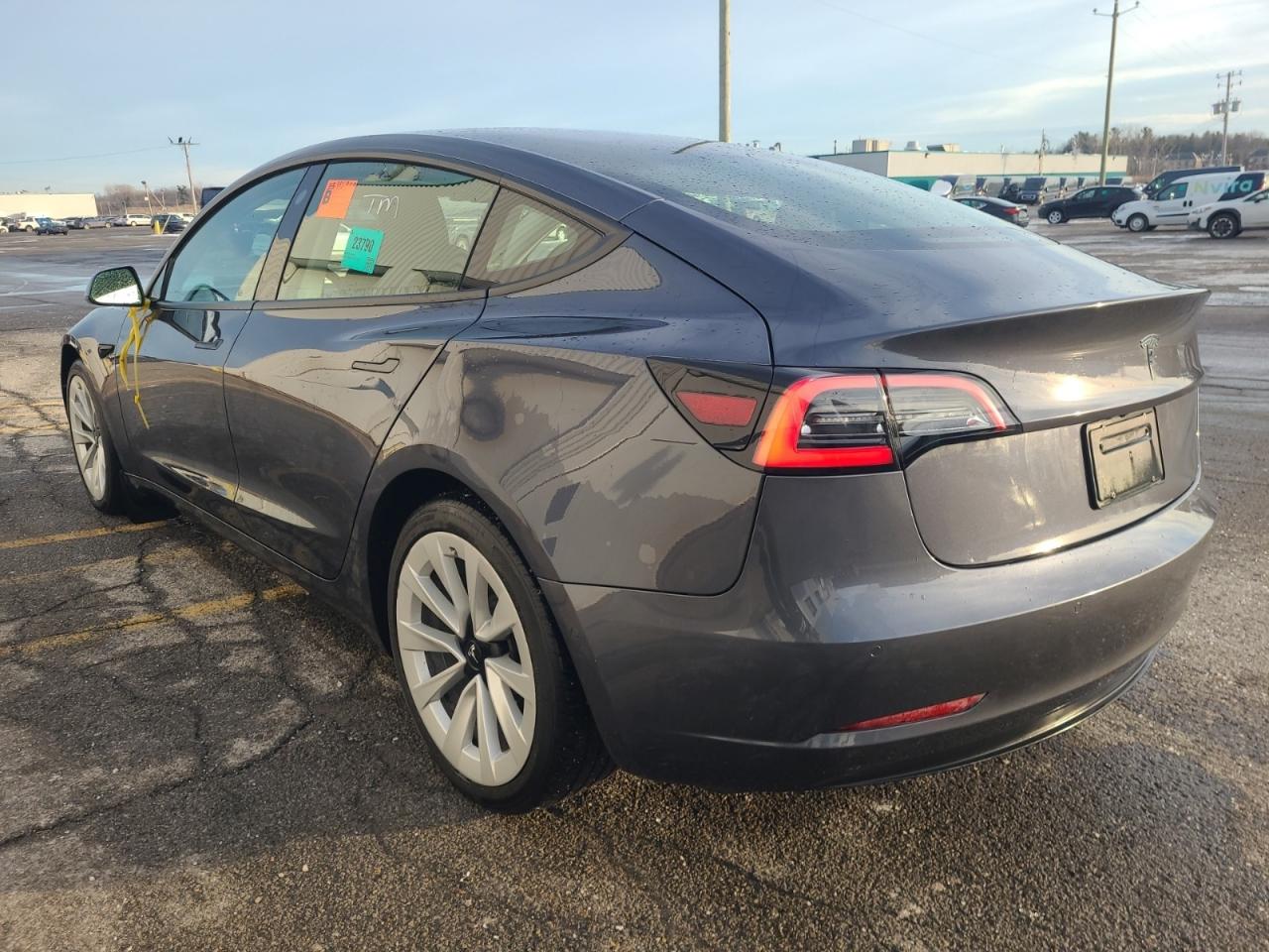2022 Tesla Model 3 LFP I OVER 100 TESLAS I EVSUPERSTORE.CA Photo