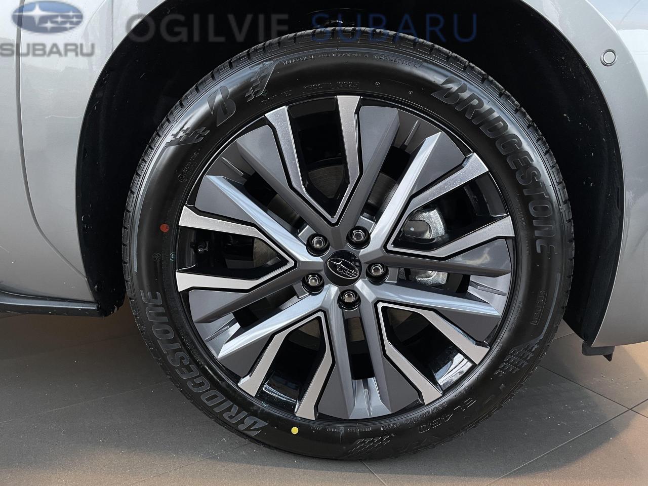 2026 Subaru Solterra Luxury 4dr All-Wheel Drive Photo