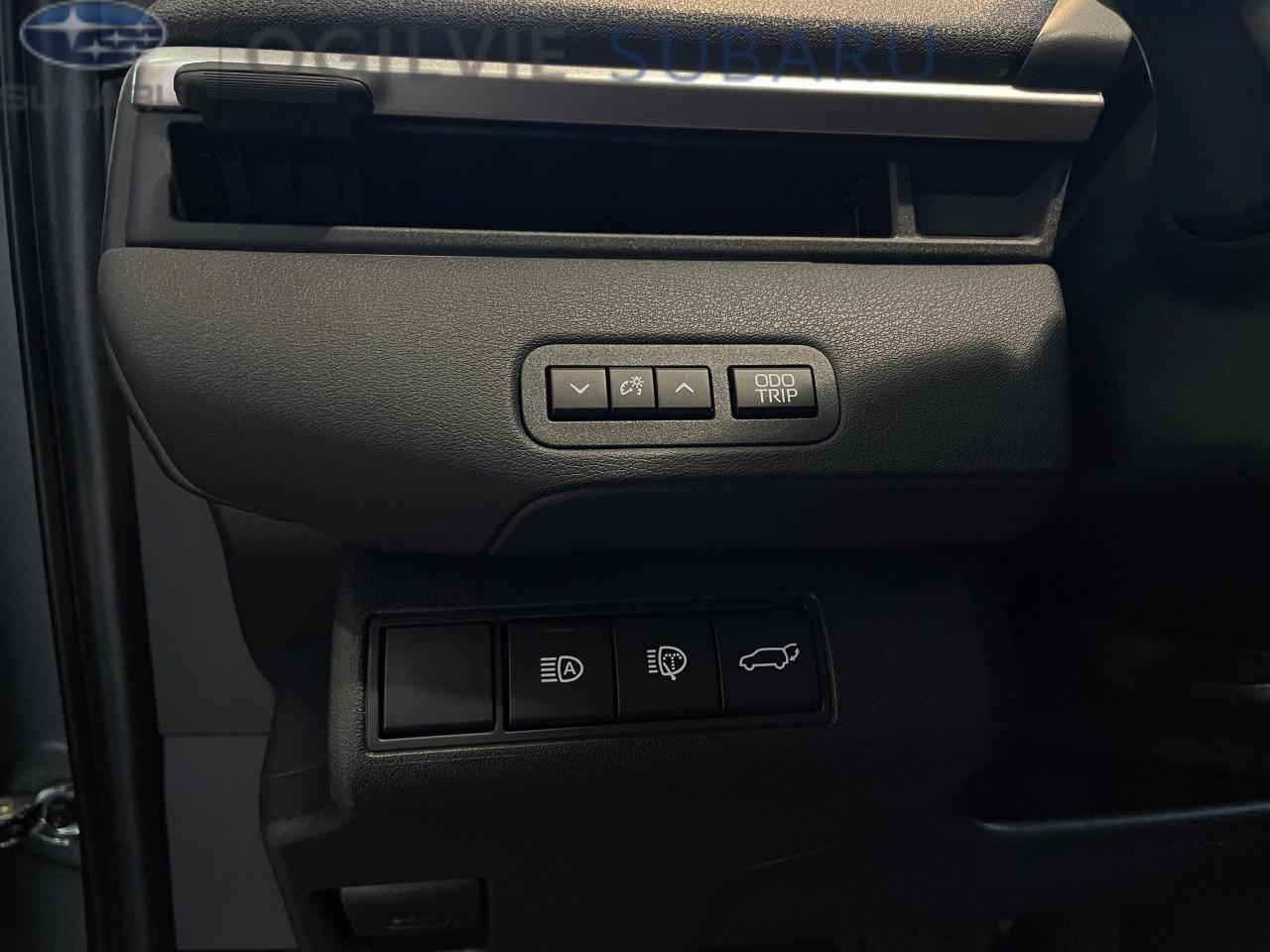 2026 Subaru Solterra Luxury 4dr All-Wheel Drive Photo