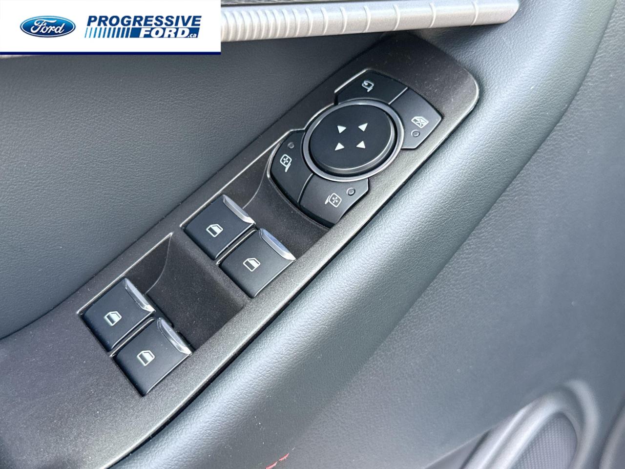 2025 Ford Explorer ST-Line 4dr 4x4 Photo