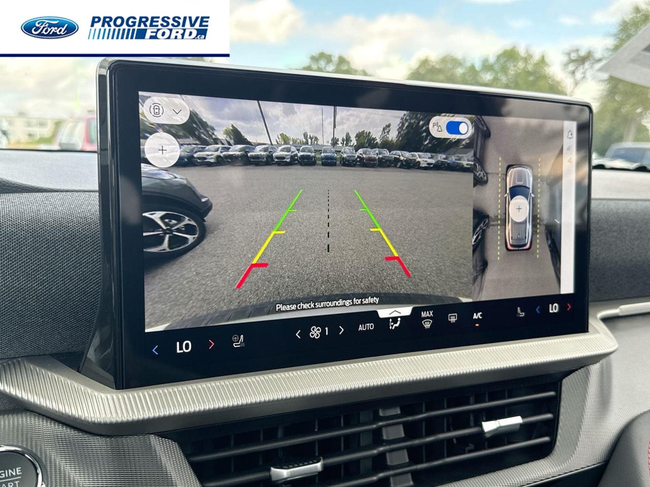 2025 Ford Explorer ST-Line 4dr 4x4 Photo