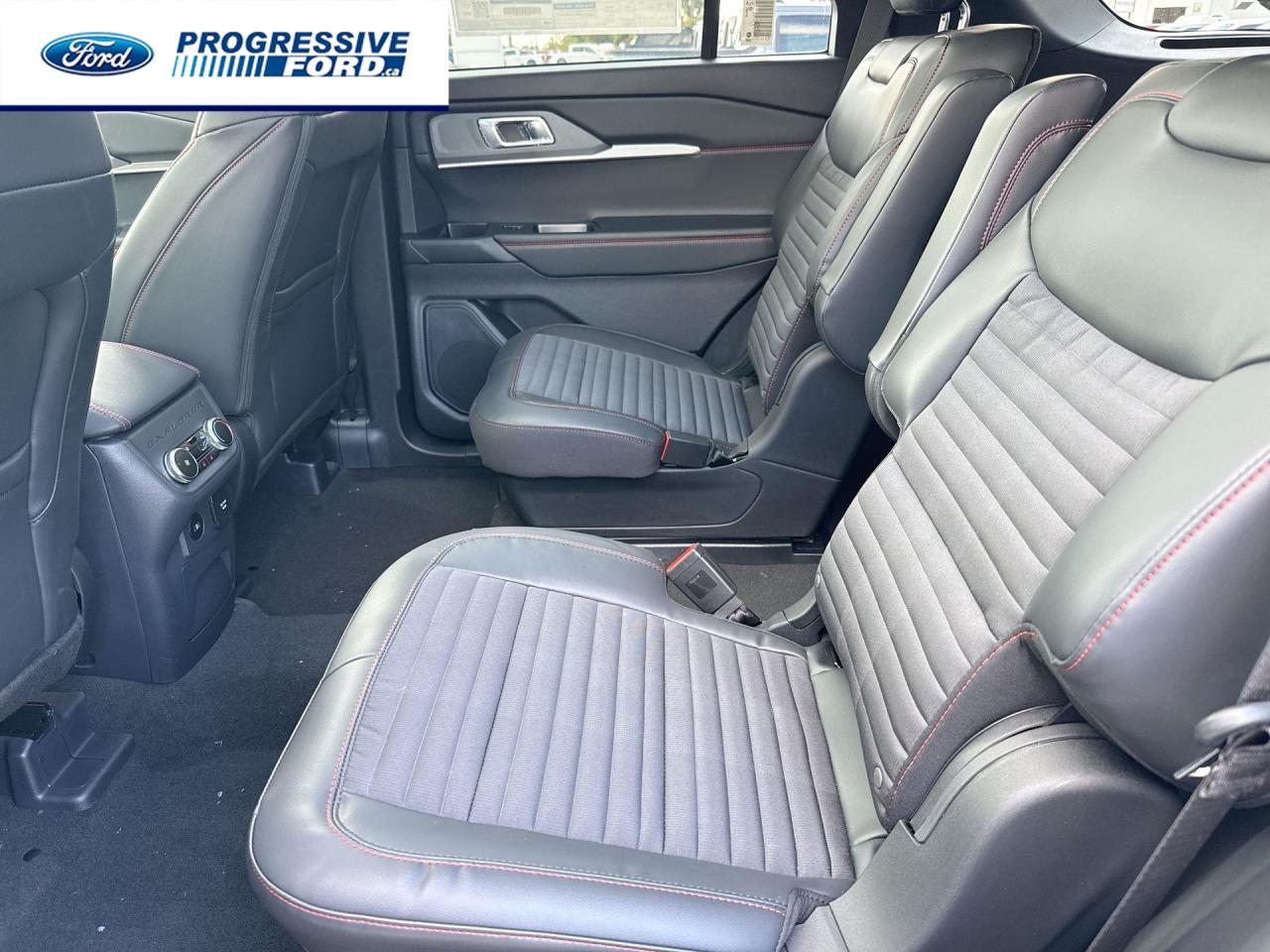 2025 Ford Explorer ST-Line 4dr 4x4 Photo