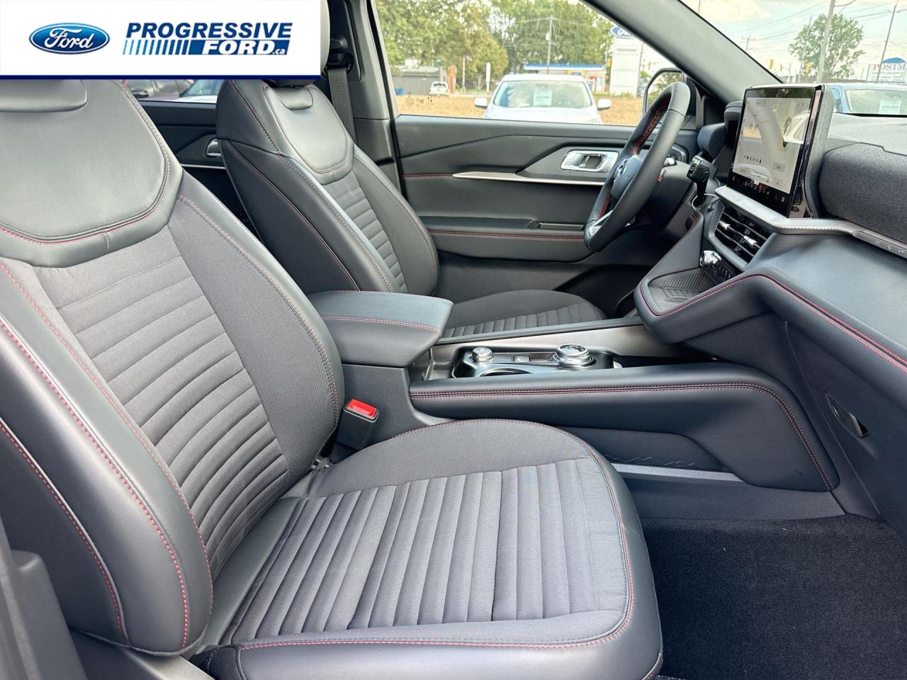 2025 Ford Explorer ST-Line 4dr 4x4 Photo