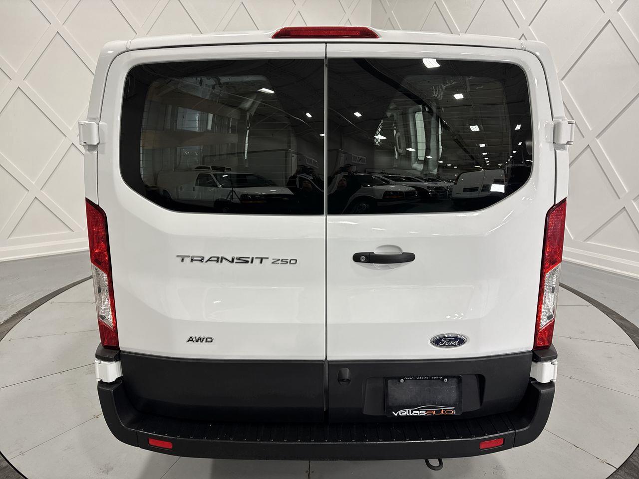 2023 Ford Transit-250 Cargo  Photo