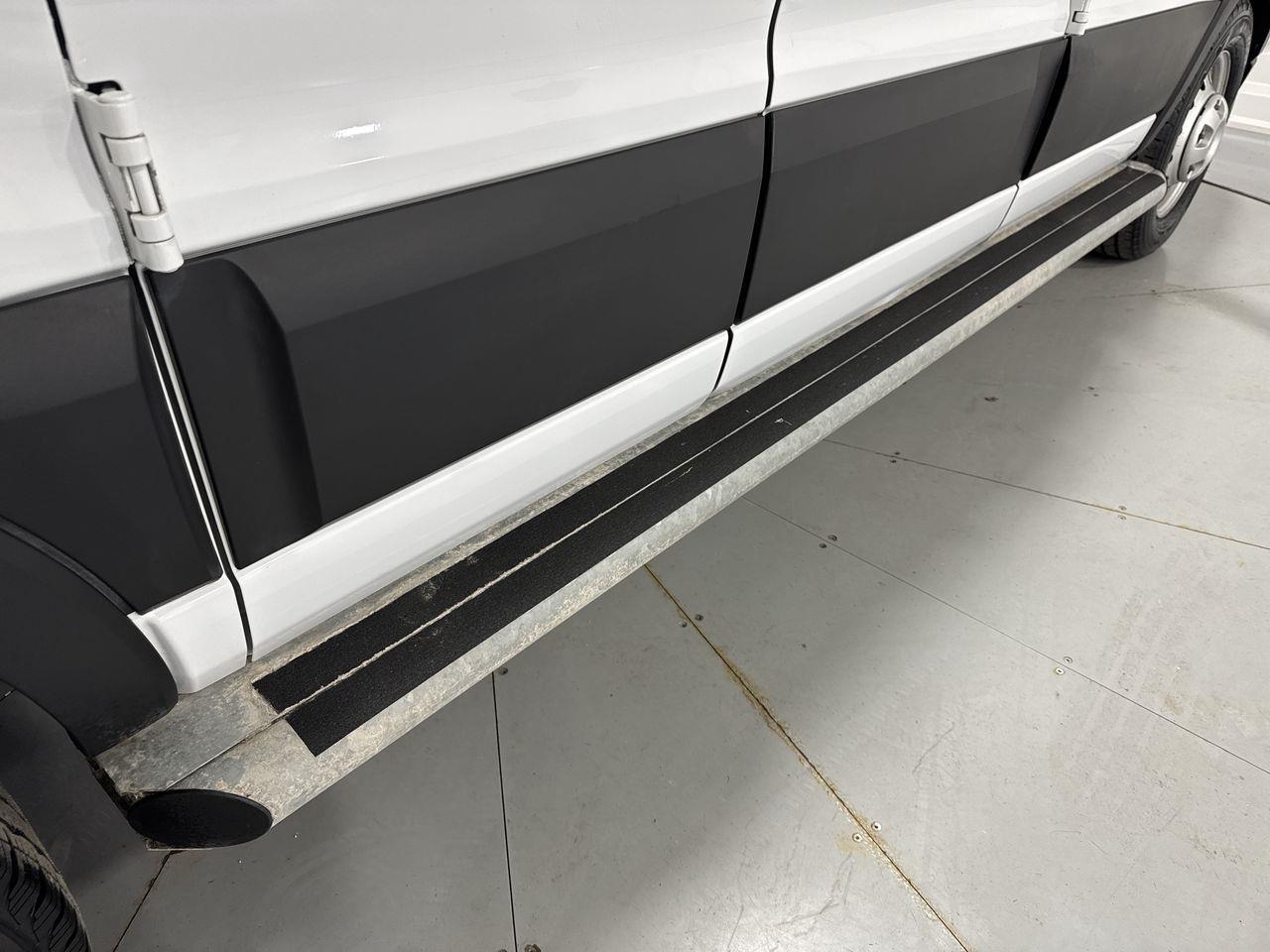 2023 Ford Transit-250 Cargo  Photo