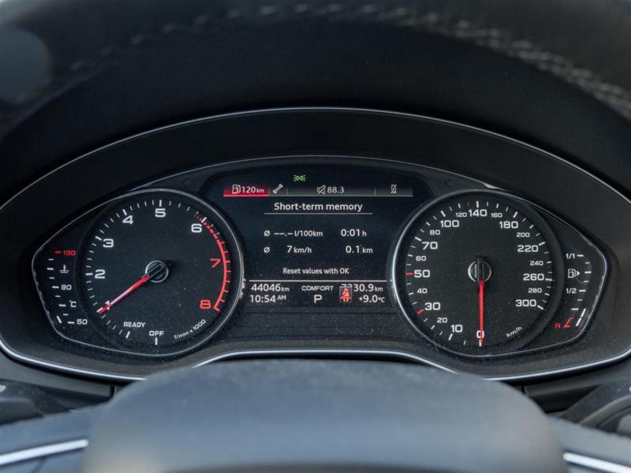 2023 Audi Q5 45 Komfort 4dr All-Wheel Drive quattro Sport Utility Photo