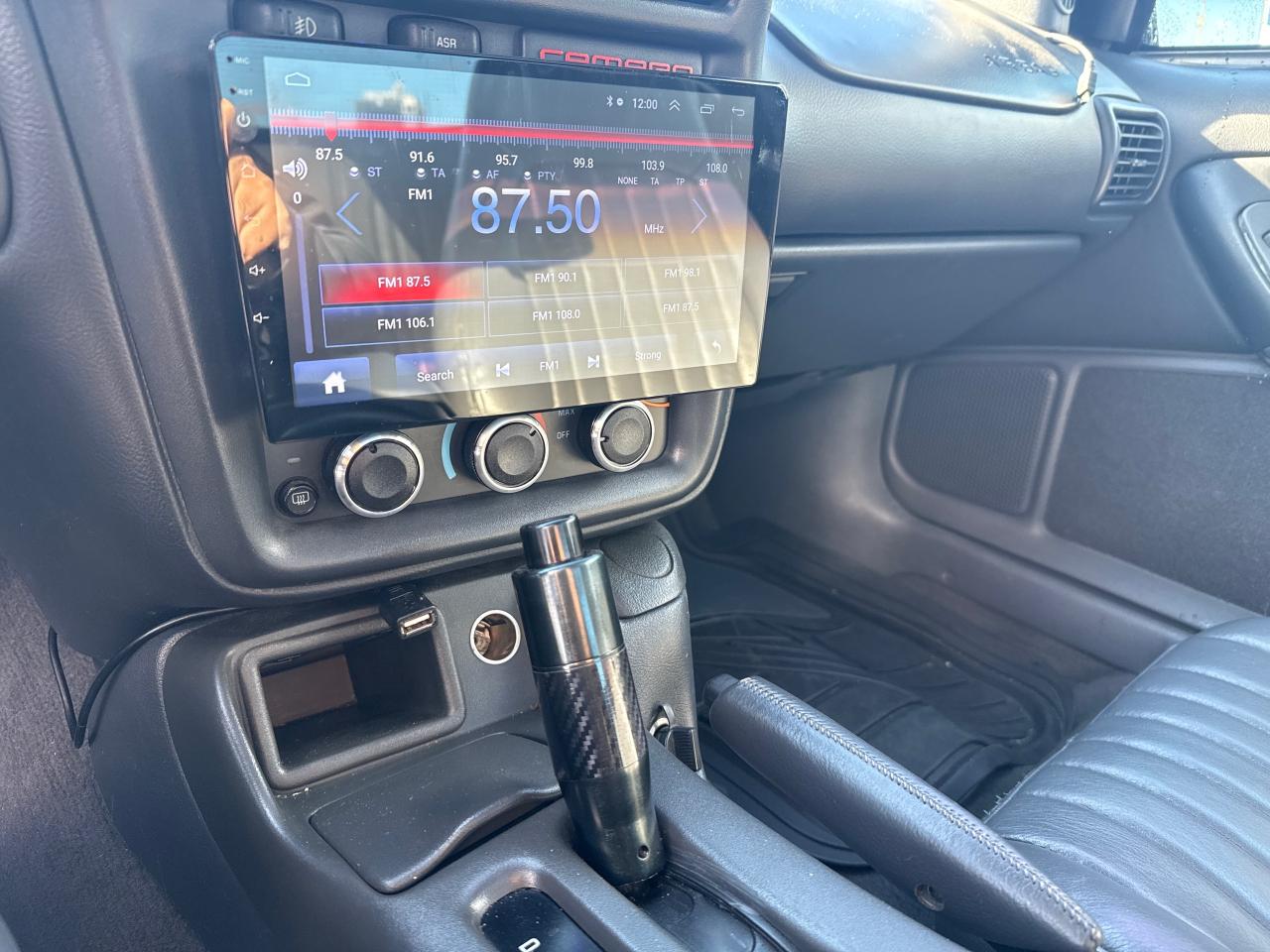 1998 Chevrolet Camaro Base 2dr Coupe Photo