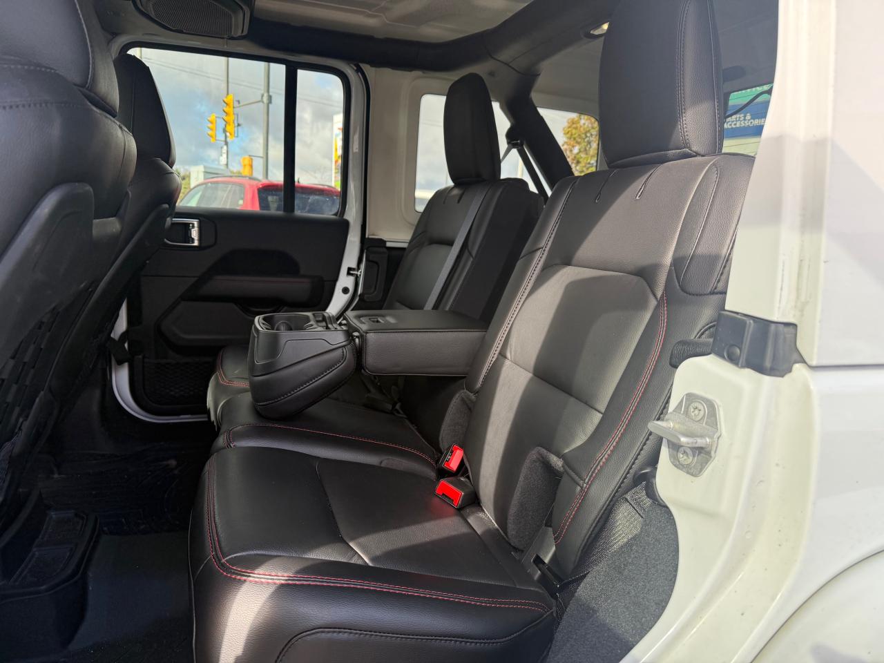 2021 Jeep WRANGLER UNLIMITED Rubicon 4dr 4x4 Photo