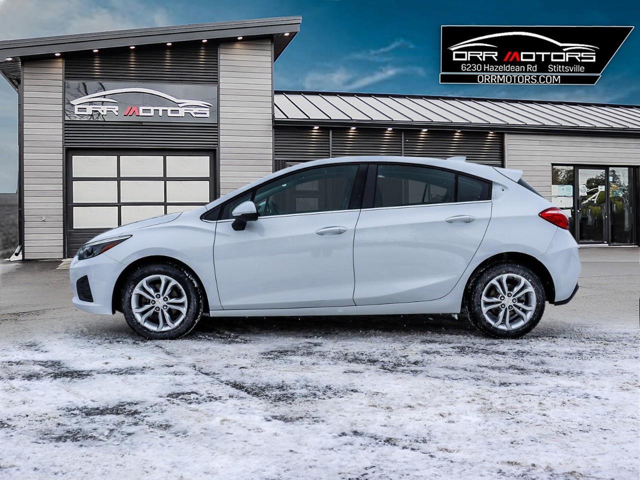 2019 Chevrolet Cruze LT 4dr Hatchback Photo4