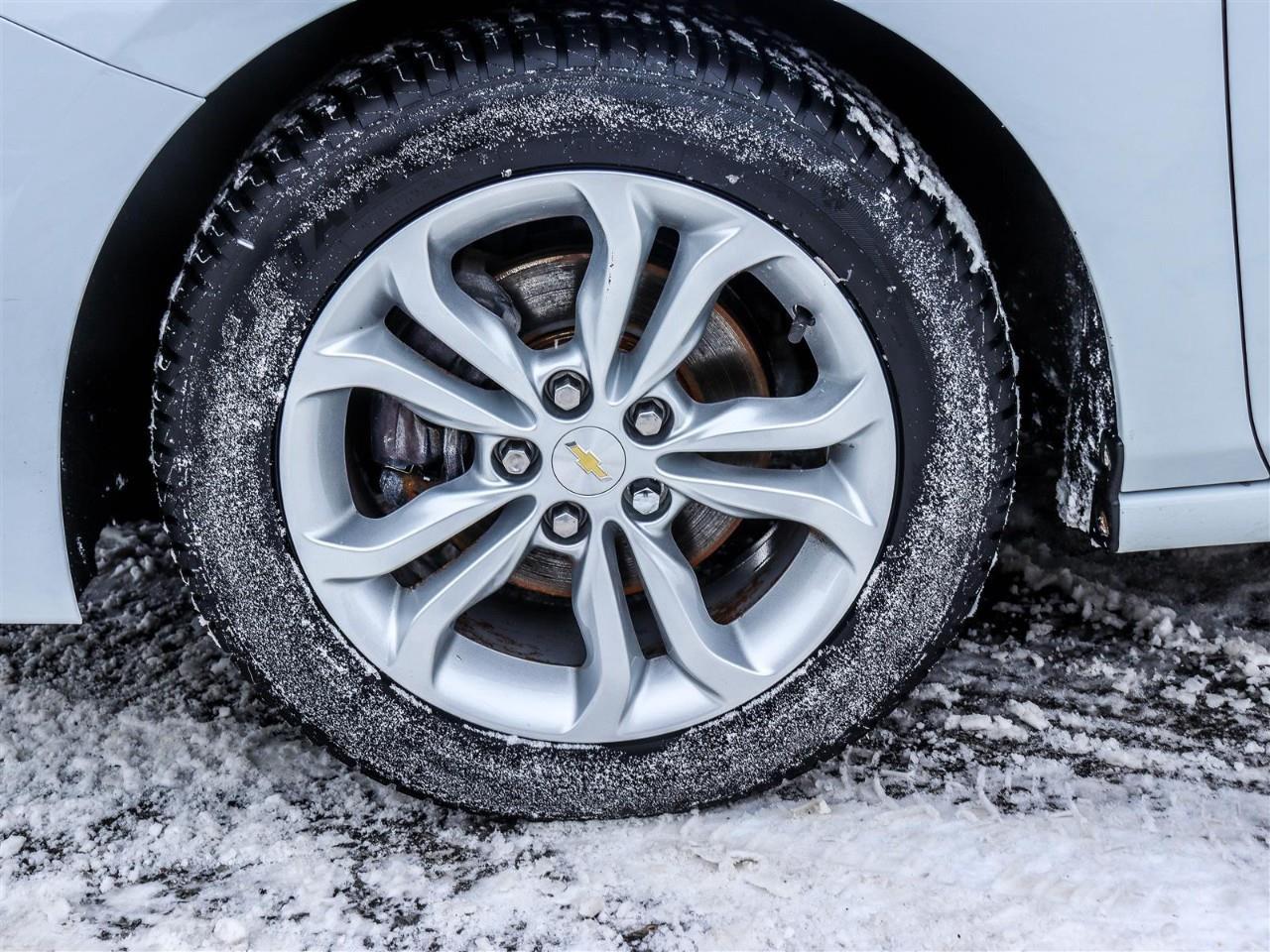 2019 Chevrolet Cruze LT 4dr Hatchback Photo