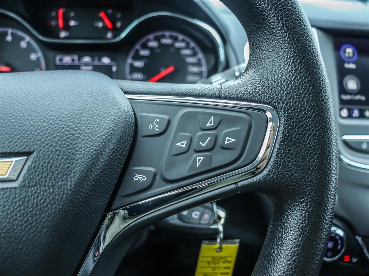 2019 Chevrolet Cruze LT 4dr Hatchback Photo