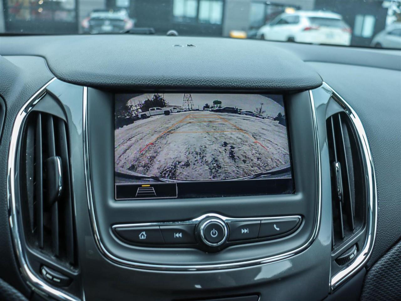 2019 Chevrolet Cruze LT 4dr Hatchback Photo