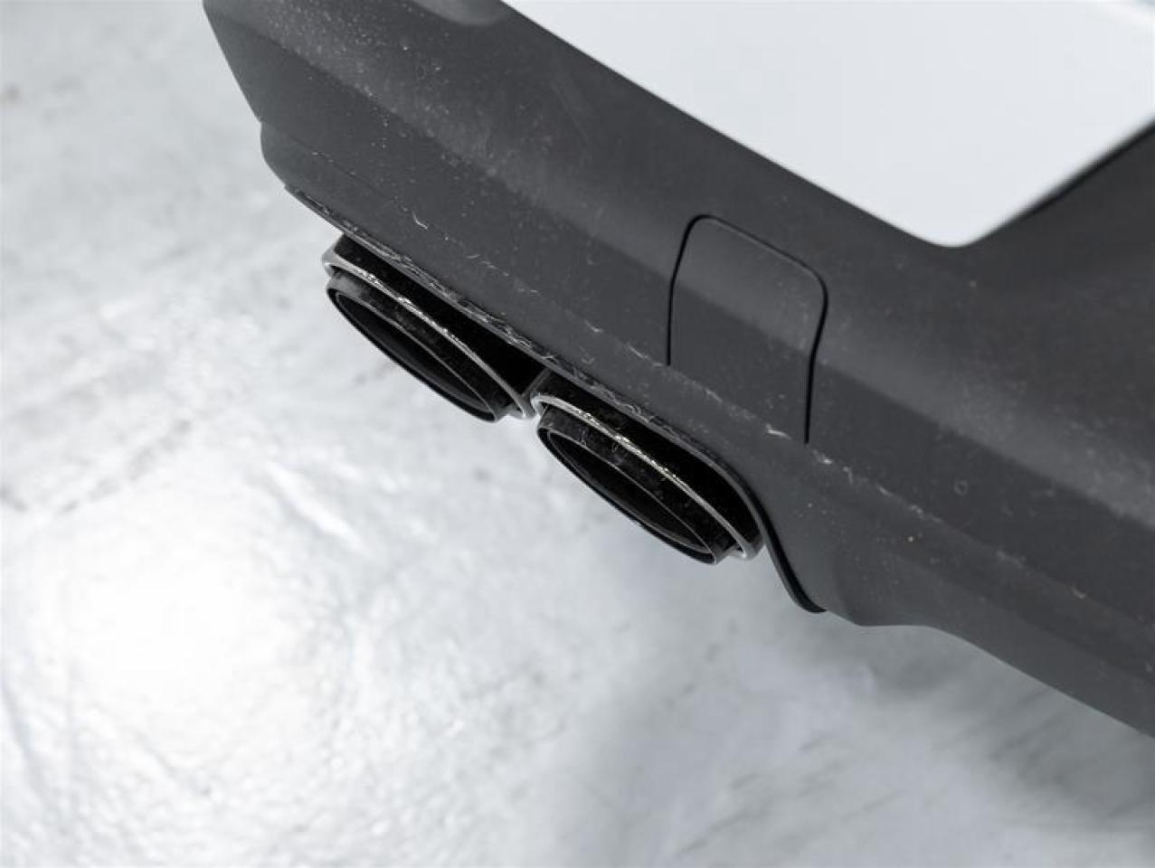 2025 Porsche Cayenne  Photo