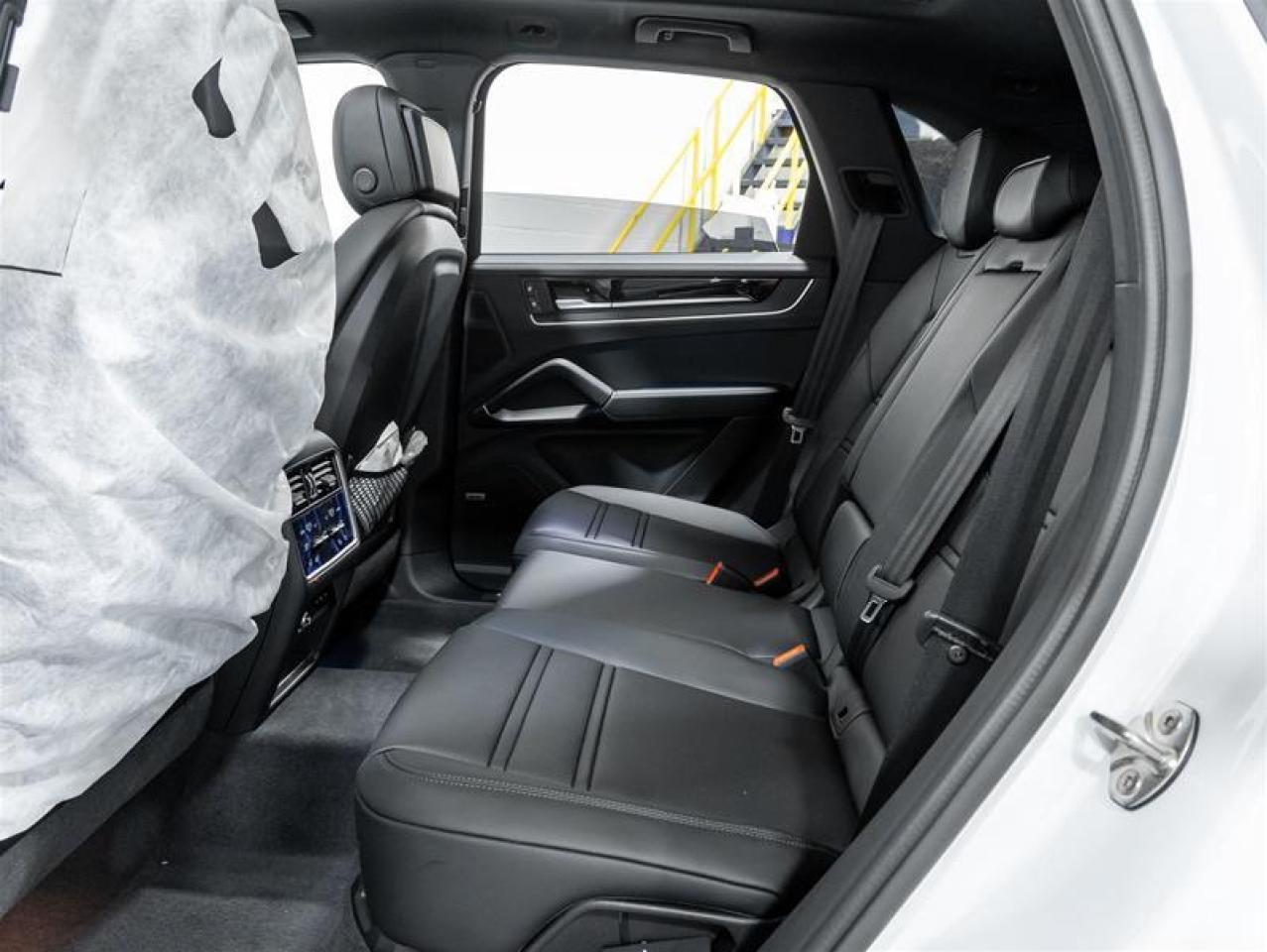 2025 Porsche Cayenne  Photo